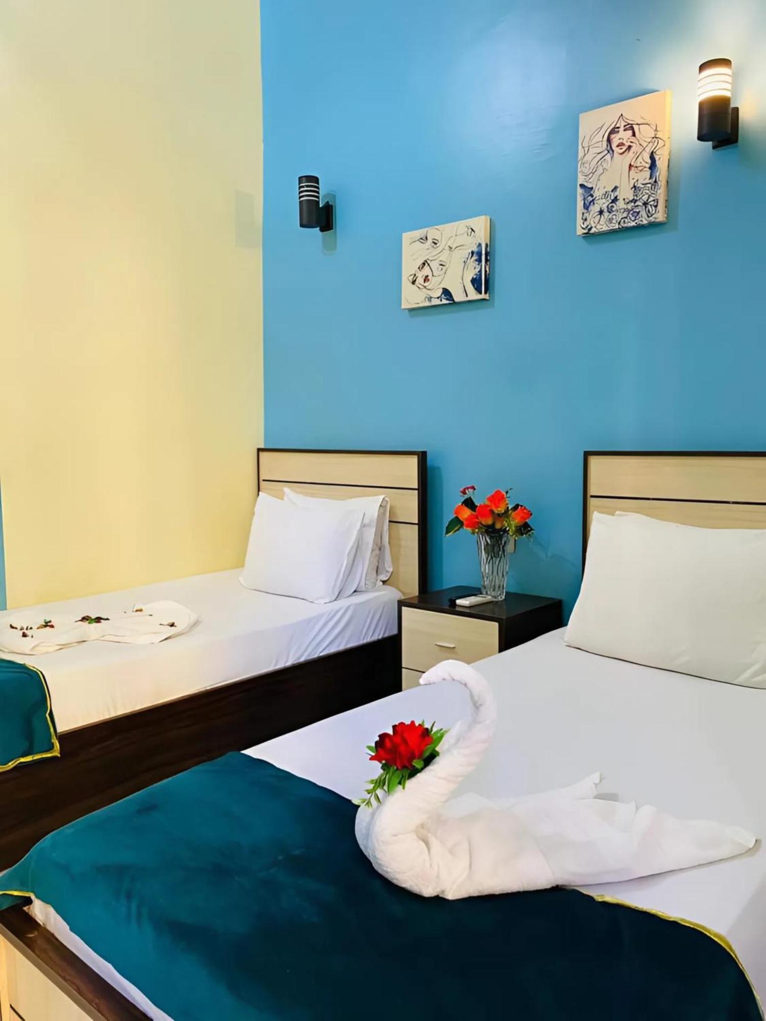 Hostgram Hotel Cairo Exterior photo