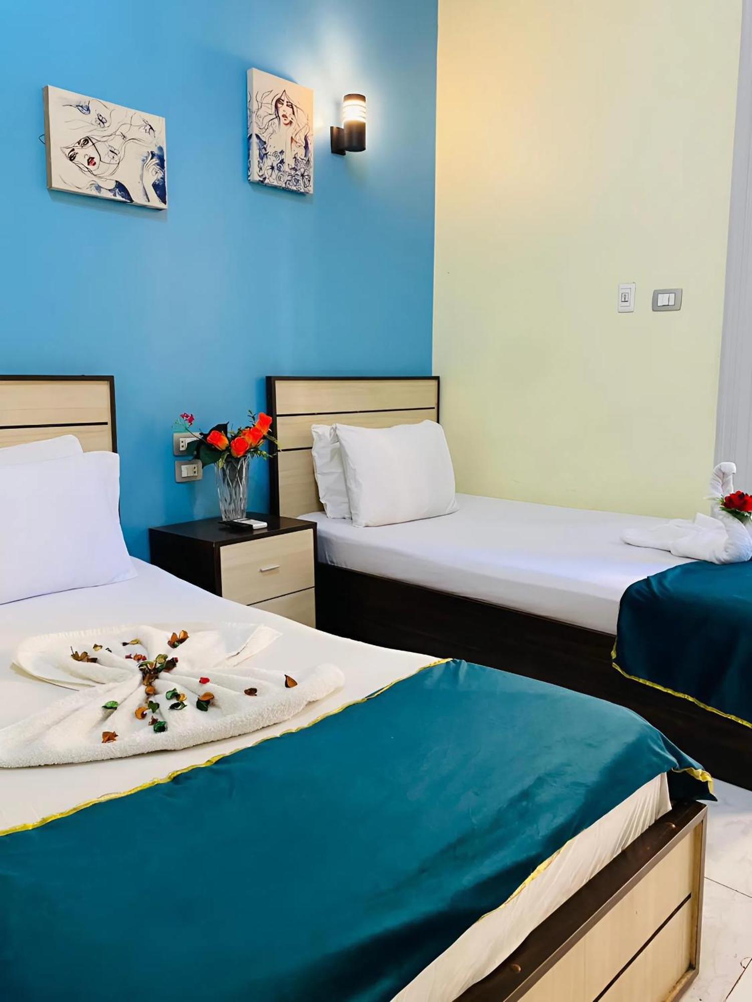 Hostgram Hotel Cairo Exterior photo